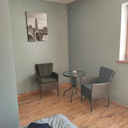 Hotel Rava-Ruska Extérieur photo